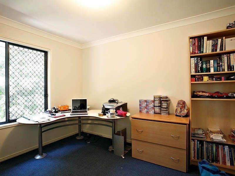 12 Heathcote Avenue, North Lakes QLD 4509