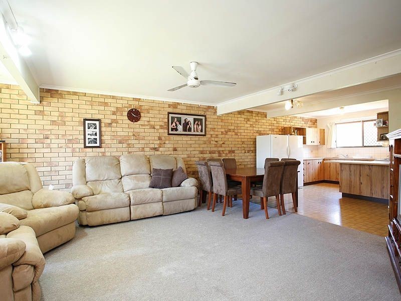Unit 8/1 Armstrong Street, Petrie QLD 4502