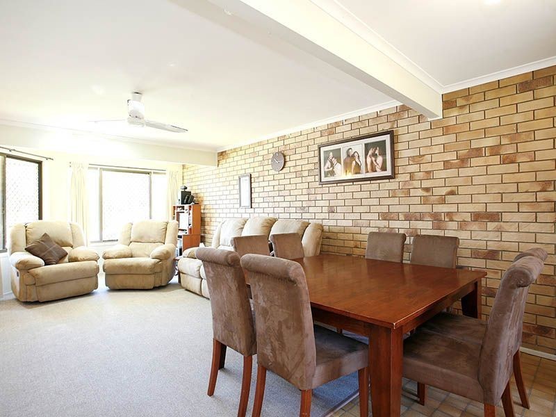 Unit 8/1 Armstrong Street, Petrie QLD 4502