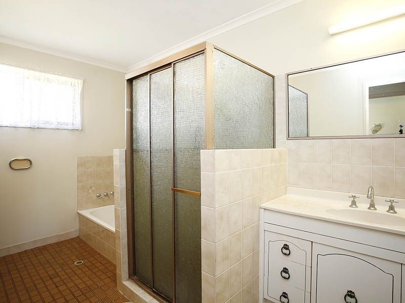 Unit 8/1 Armstrong Street, Petrie QLD 4502