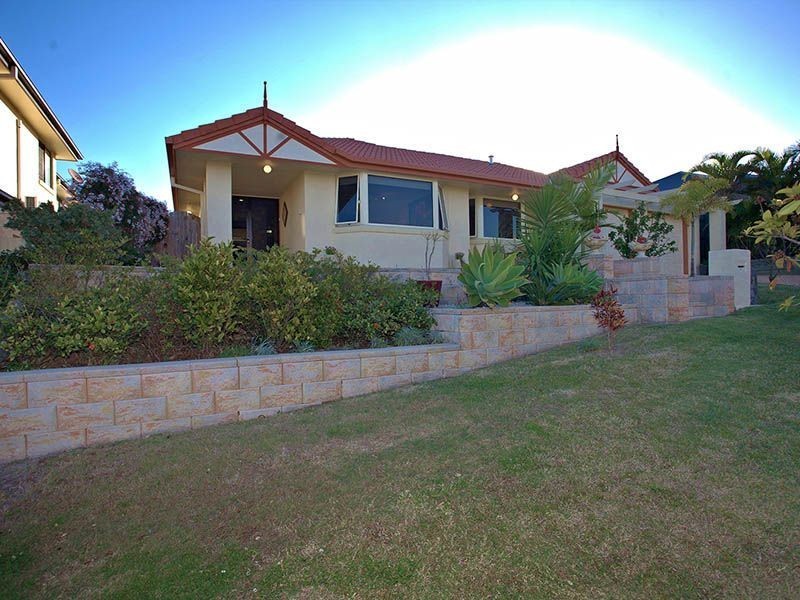 3 Dotterel Crescent, North Lakes QLD 4509