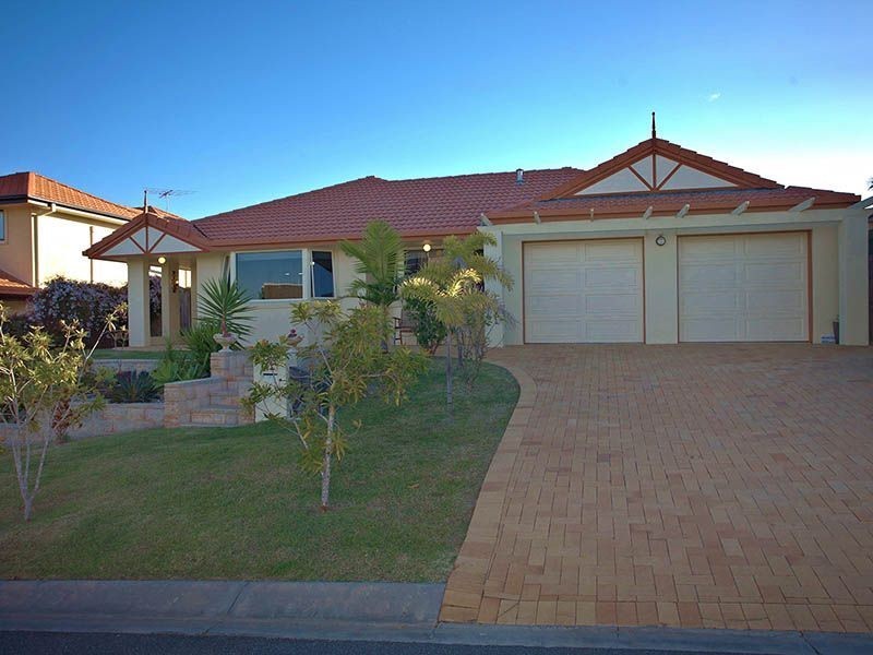 3 Dotterel Crescent, North Lakes QLD 4509