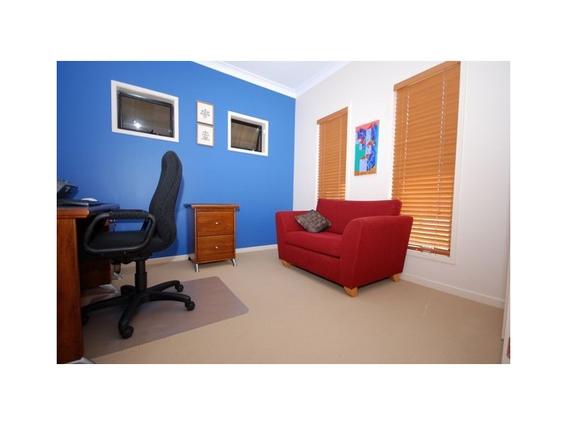 34 Tuckeroo, North Lakes QLD 4509