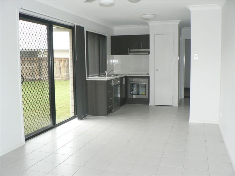 4b Capital Street, North Lakes QLD 4509