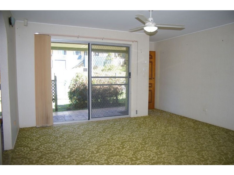 25 Carwell Ave, Petrie QLD 4502