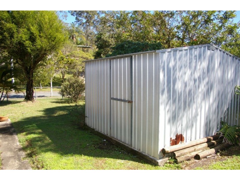 25 Carwell Ave, Petrie QLD 4502