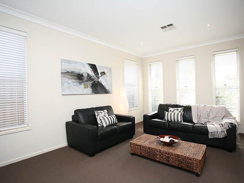 3 Ballesteros Street, North Lakes QLD 4509