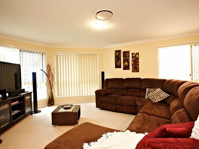 6 Hamersley Court, North Lakes QLD 4509