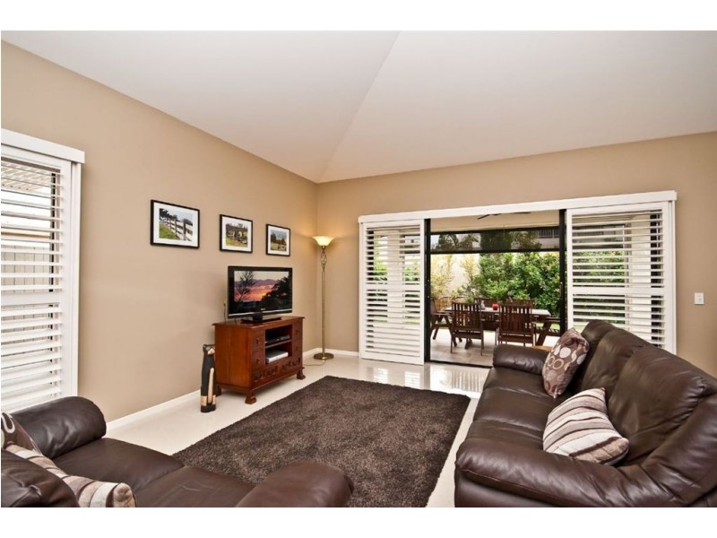 17 Ballesteros Street, North Lakes QLD 4509