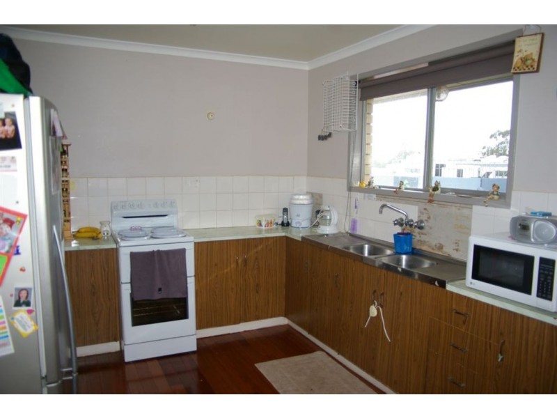 14 Selby Street, Kallangur QLD 4503