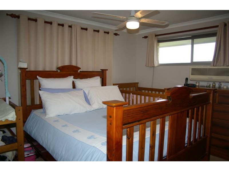 14 Selby Street, Kallangur QLD 4503