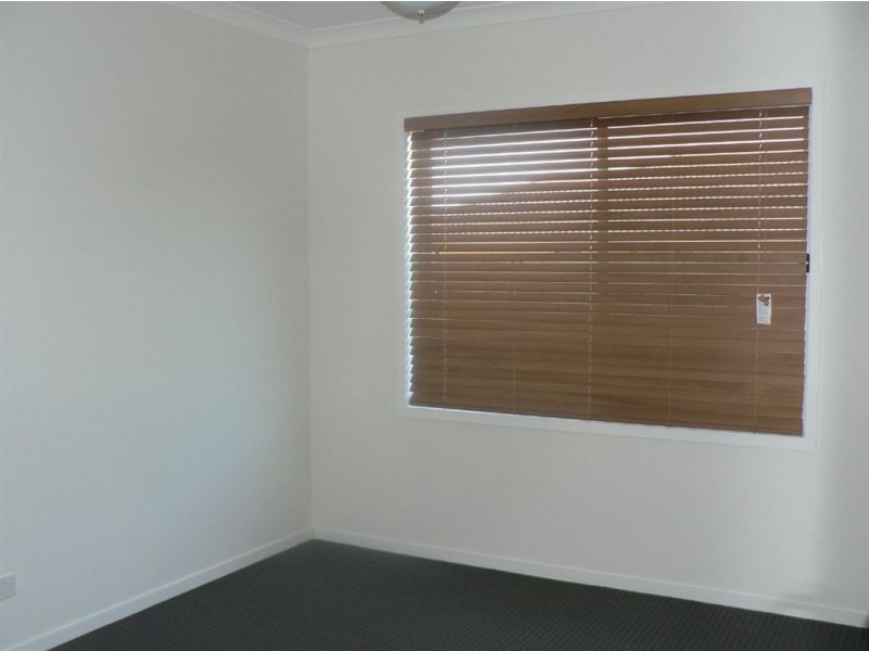 17 Moonie Crescent, North Lakes QLD 4509