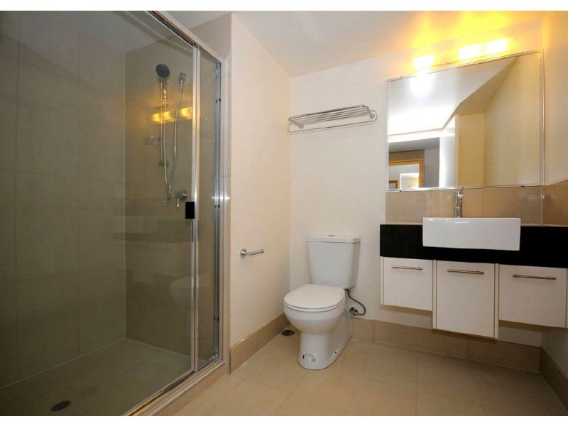 122/627 Charlton Esplanade, Urangan QLD 4655