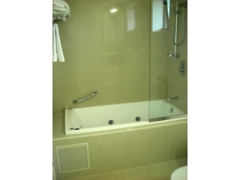 122/627 Charlton Esplanade, Urangan QLD 4655