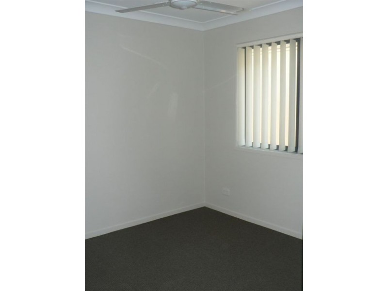 42 Mackintosh Parade, North Lakes QLD 4509