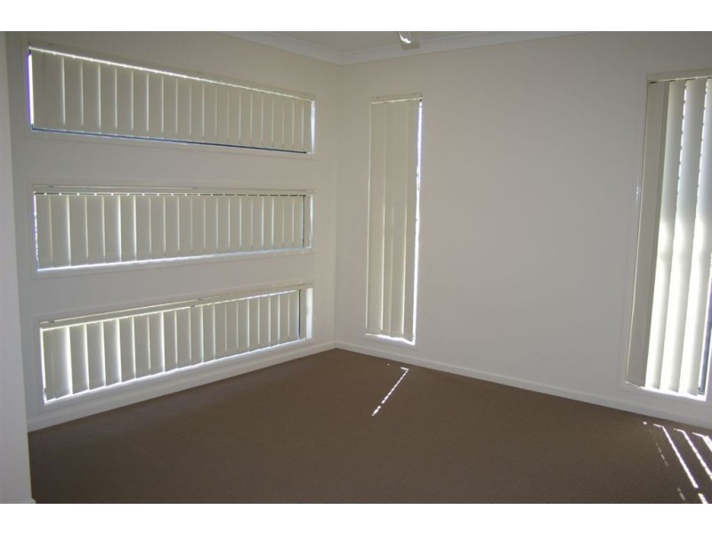 78 Sears Parade, North Lakes QLD 4509