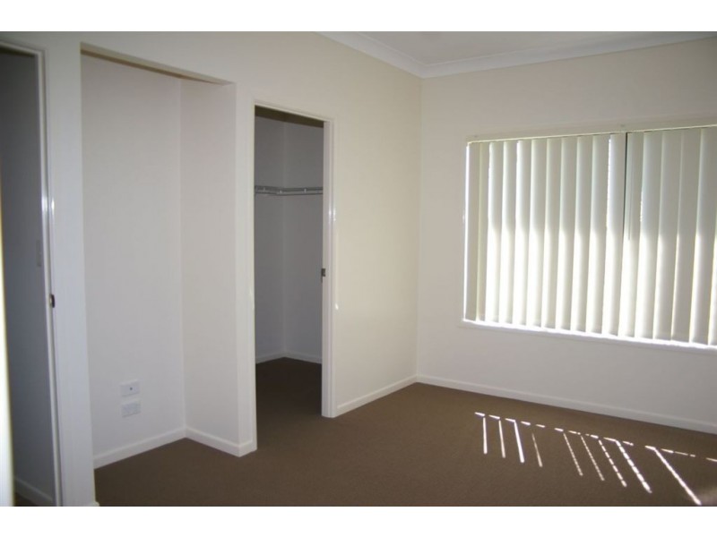 78 Sears Parade, North Lakes QLD 4509
