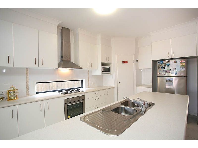 32 Carmody Parade, North Lakes QLD 4509