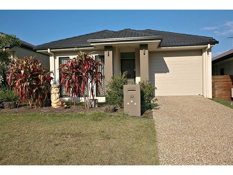 32 Carmody Parade, North Lakes QLD 4509