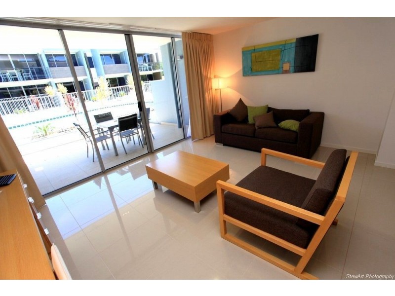 122/627 Charlton Esplanade, Urangan QLD 4655