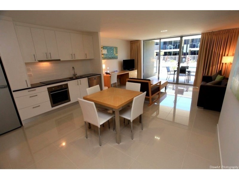 122/627 Charlton Esplanade, Urangan QLD 4655