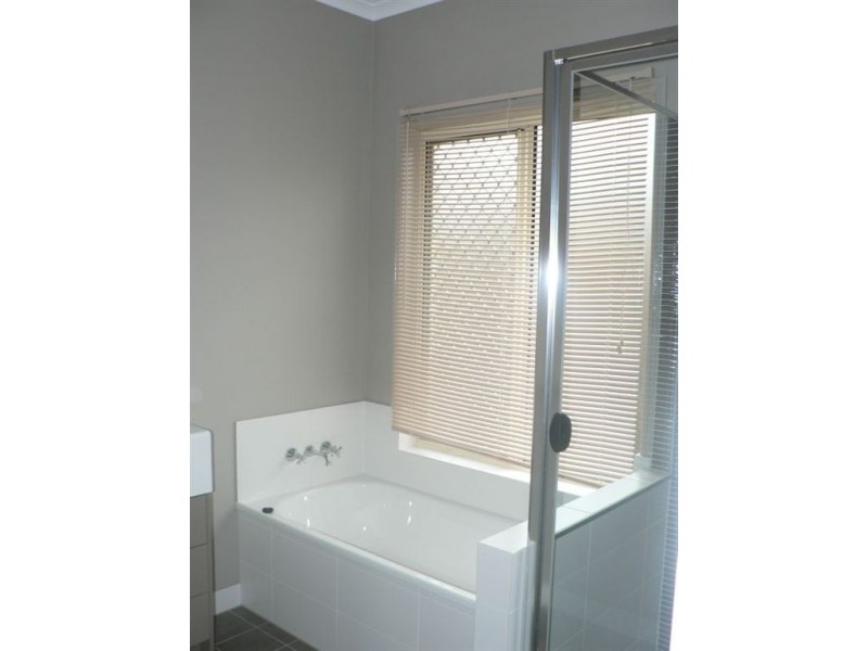 72 Possum Parade, North Lakes QLD 4509