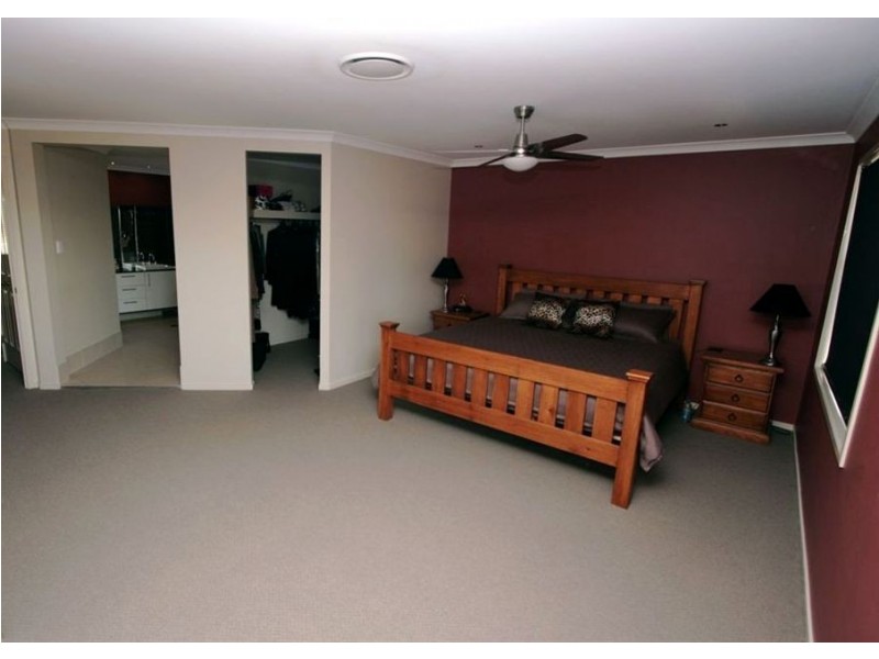 16 Whiteface Street, Mango Hill QLD 4509