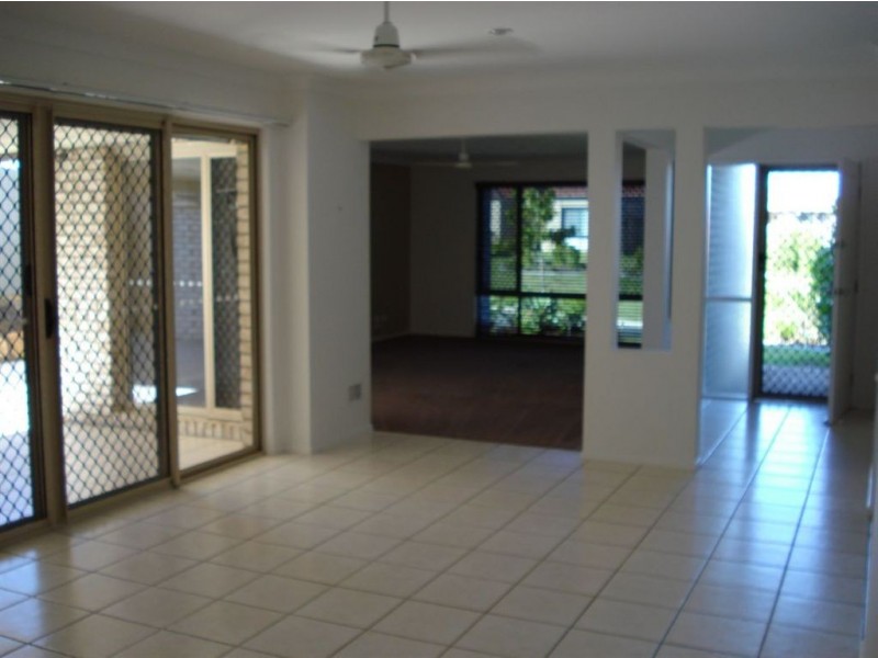 22 Copper Crescent, Griffin QLD 4503