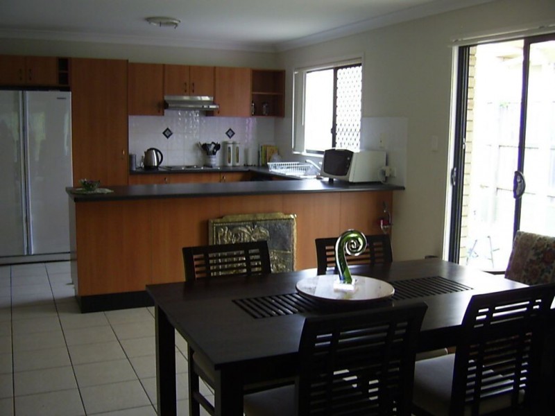 10 Willandra Parade, North Lakes QLD 4509