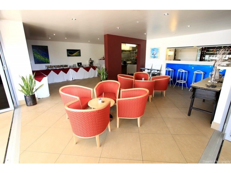 116/627 Charlton Esplanade, Urangan QLD 4655