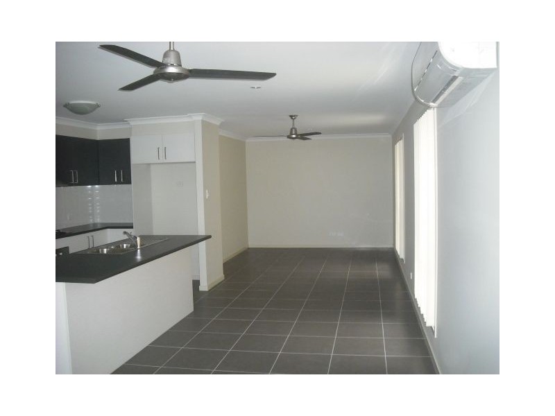 8 Zircon Place, Mango Hill QLD 4509