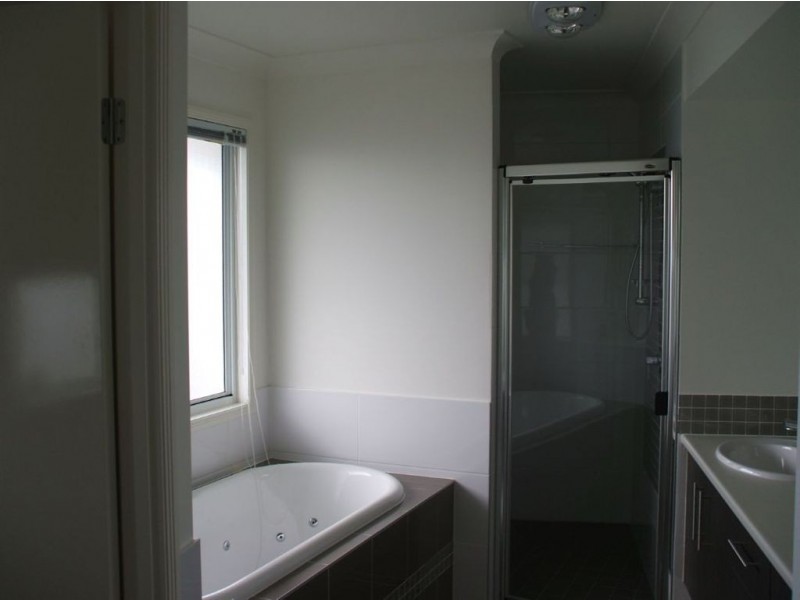 21 Warabi Crescent, North Lakes QLD 4509