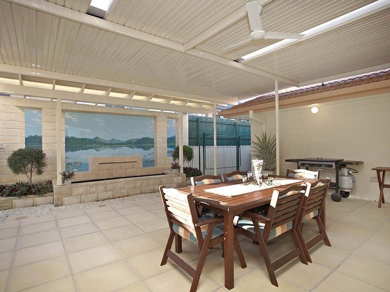 3 Dotterel Crescent, North Lakes QLD 4509