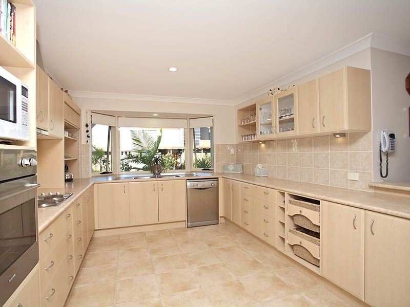 3 Dotterel Crescent, North Lakes QLD 4509