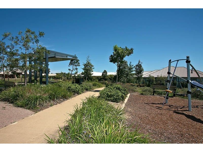 10 Bettong Place, North Lakes QLD 4509