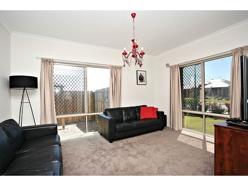 102 Possum Parade, North Lakes QLD 4509