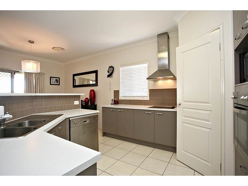 102 Possum Parade, North Lakes QLD 4509