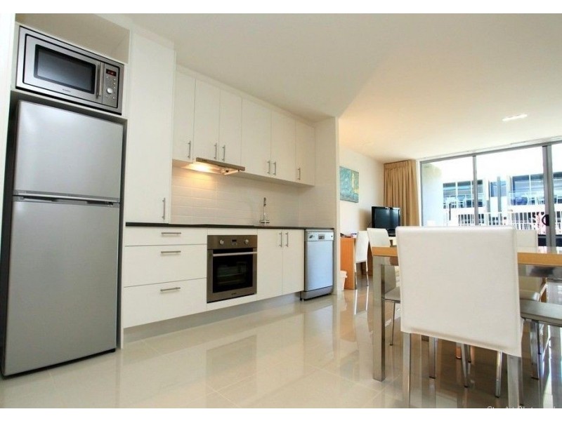 124/627 Charlton Esplanade, Urangan QLD 4655
