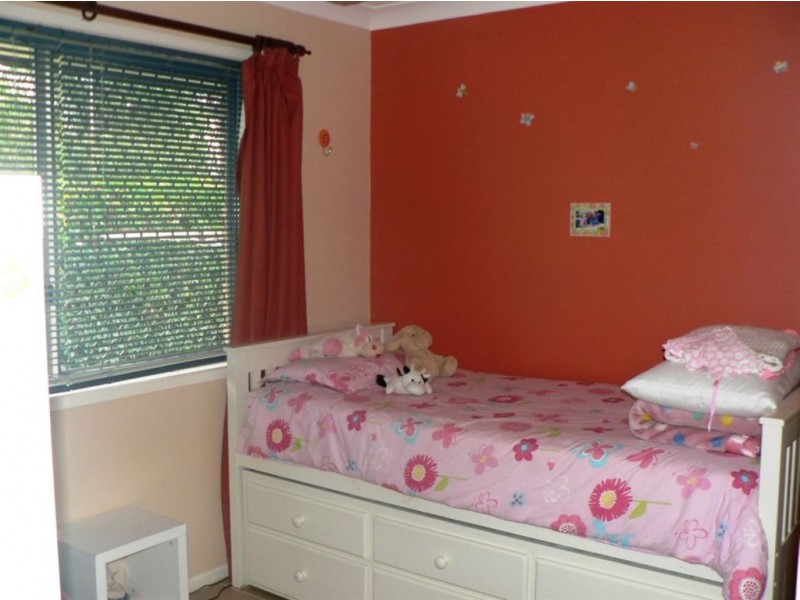 40 Kate Ave, Deception Bay QLD 4508