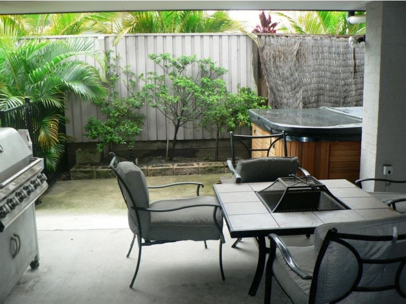 10 Tamarind Street, North Lakes QLD 4509