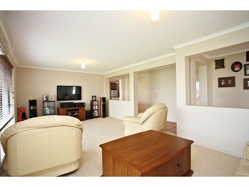 3 Civetta Court, Dakabin QLD 4503