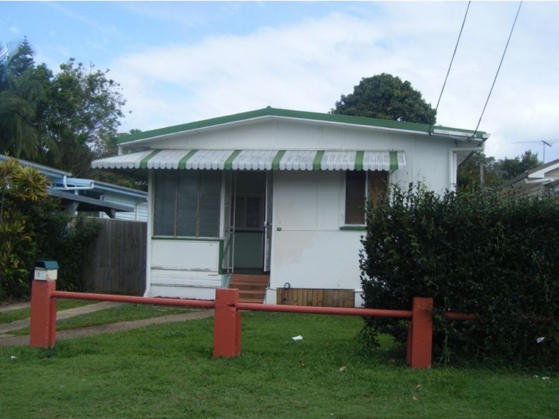 14 Inglis Street, Woody Point QLD 4019