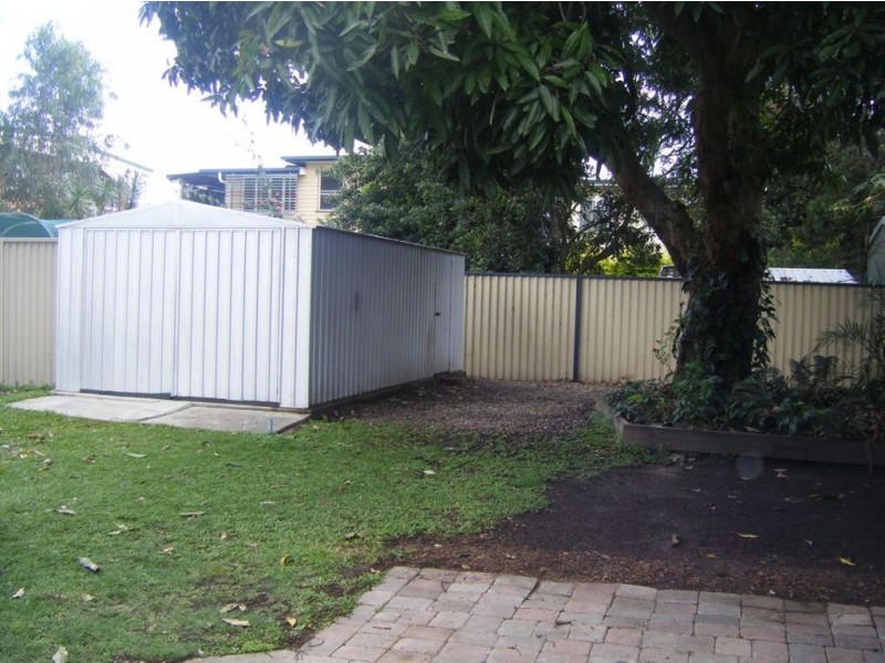 14 Inglis Street, Woody Point QLD 4019