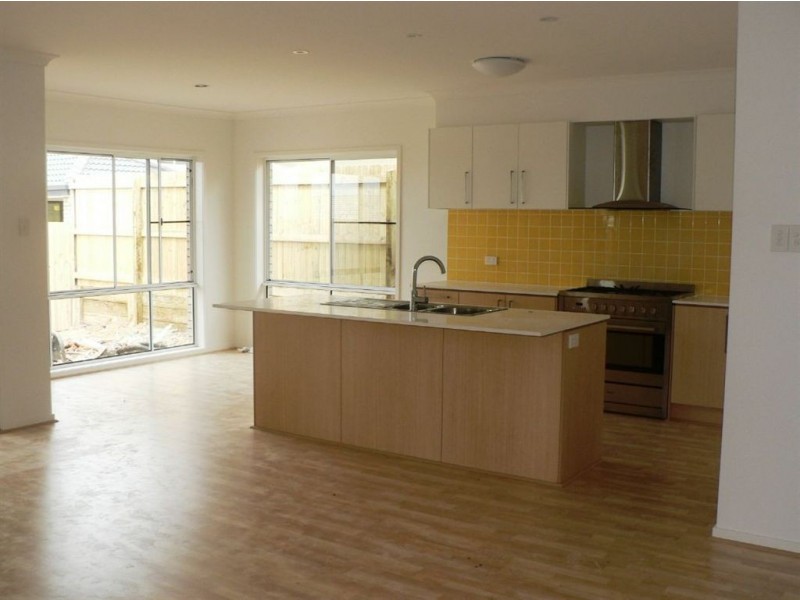 26 Daintree Circuit, North Lakes QLD 4509