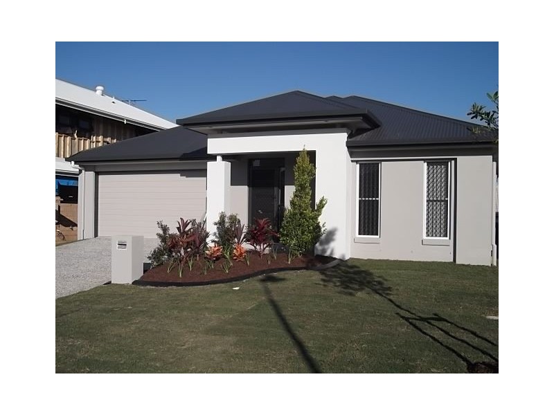 110 Mackintosh Drive, North Lakes QLD 4509