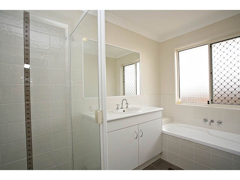 7 Lennon Boulevard, Narangba QLD 4504