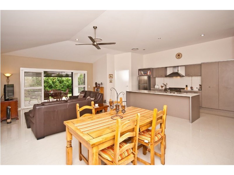 17 Ballesteros Street, North Lakes QLD 4509