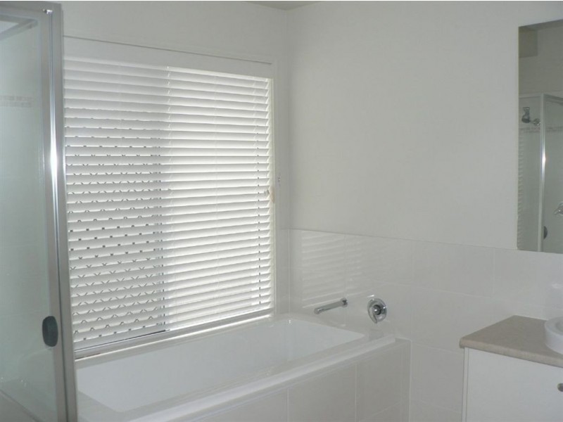 34 Augusta Parade, North Lakes QLD 4509