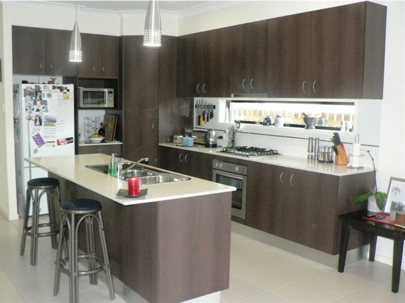 21 Rawlins Cr, North Lakes QLD 4509