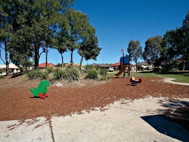 12 Heathcote Avenue, North Lakes QLD 4509